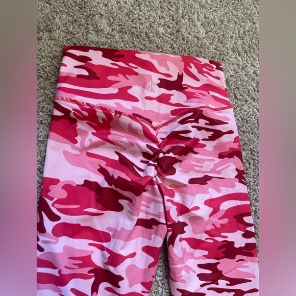 Til you collapse effortless scrunch leggings - Picture 2 of 3